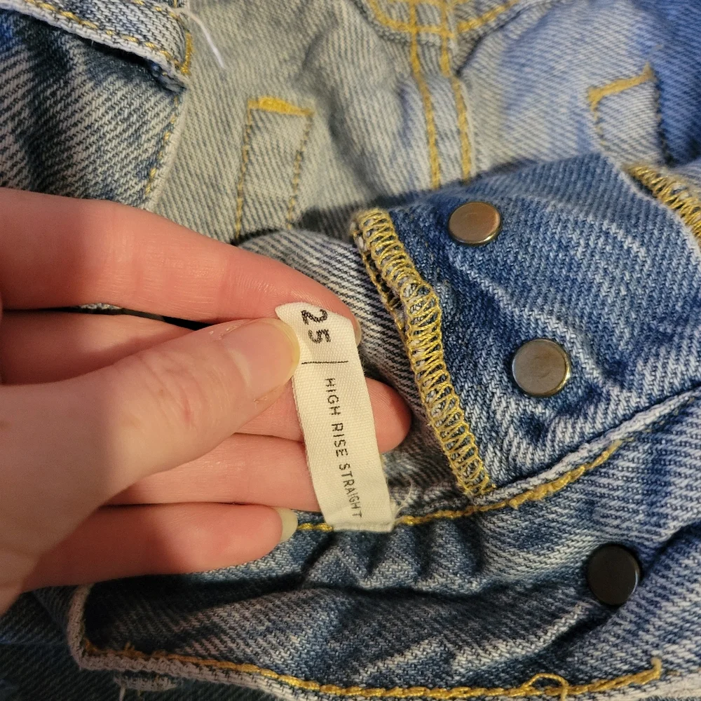 Pacsun Ripped Mom Jeans - Picture 3 of 3